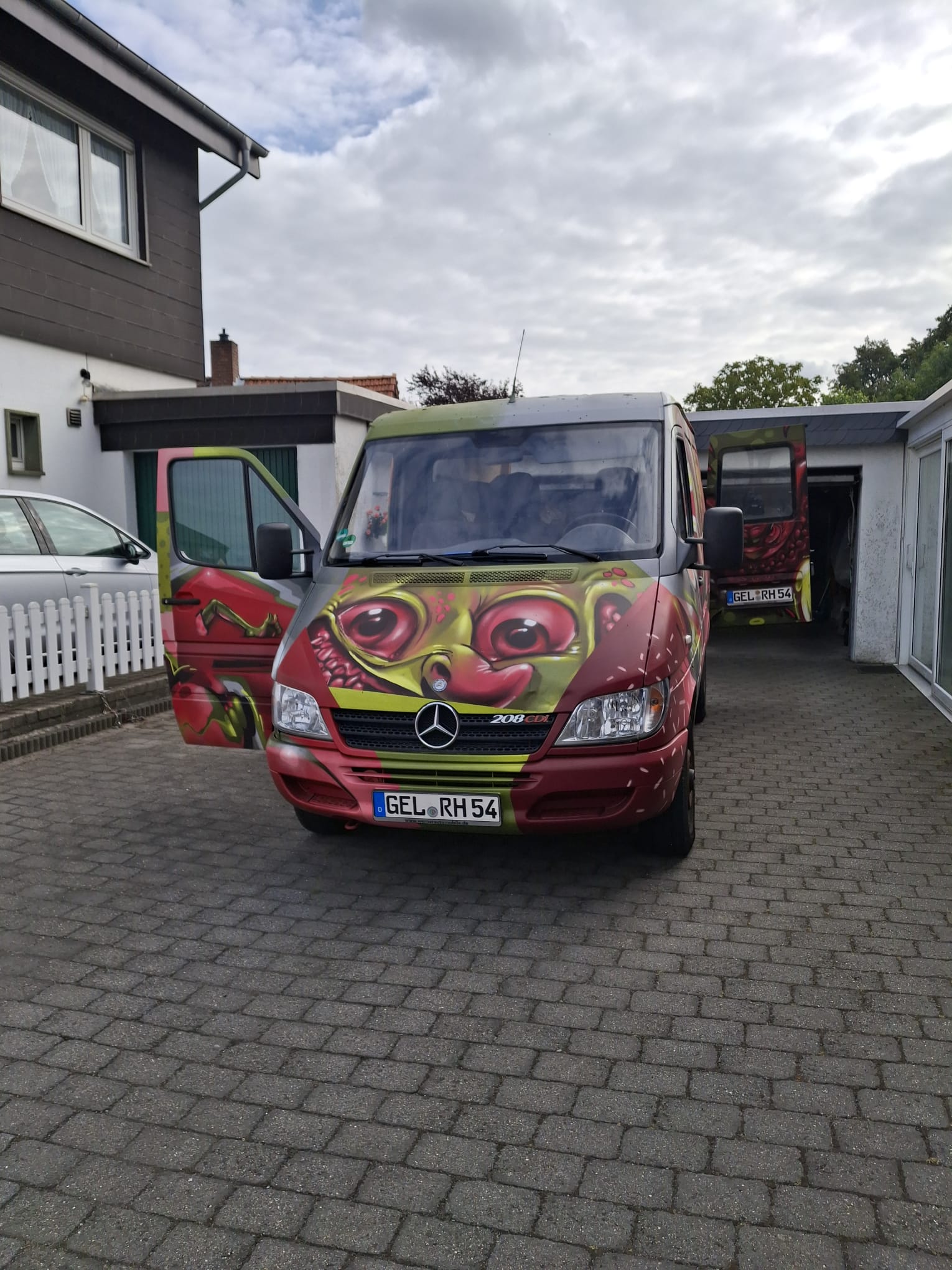 Landmaschine mit MAN-Sechszylindermotor
