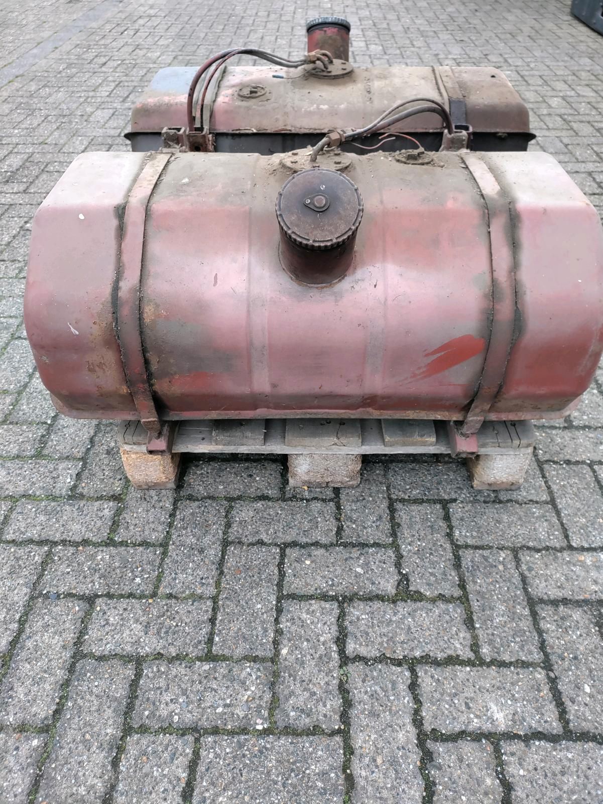 Tank Iveco 80-13 Lkw Dieseltank 80-16 Magirus Deutz 130M8 160 M8